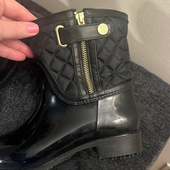 Tommy Hilfiger Black Quilted Rain Boots - Picture 3 of 5